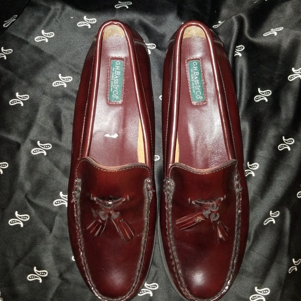 G.H. BASS & CO-Tassle Loafers (NWOT)